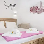 3sss Bouquet Apartman