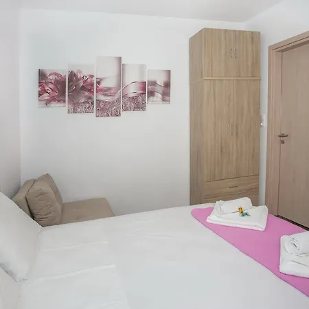 Apartment 3sss Bouquet Marmari (Evia)