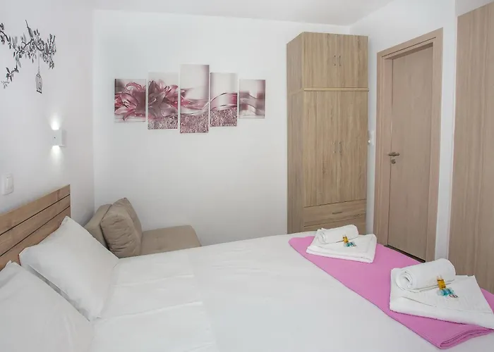 Apartment 3sss Bouquet Marmari (Evia)